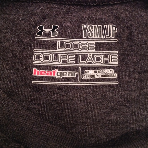 Under Armour Loose Tee Shirt✨Size YSM - Picture 3 of 4